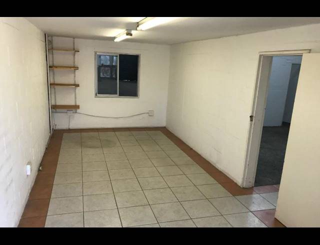 262M² MINI FACTORY TO LET IN EPPING INDUSTRIAL